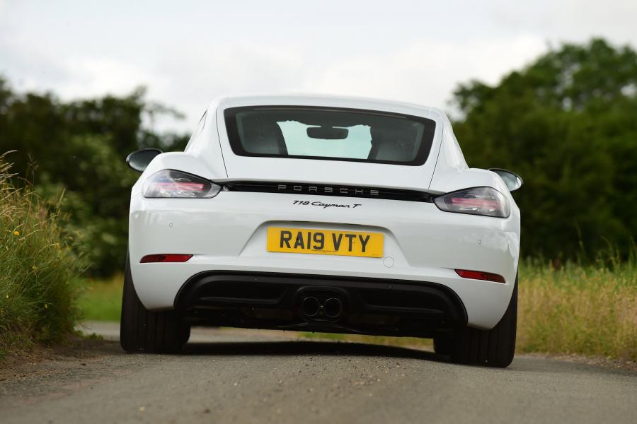  Porsche 718 Cayman T (982C) 2019 года  (UK) (фото 7 из 40)